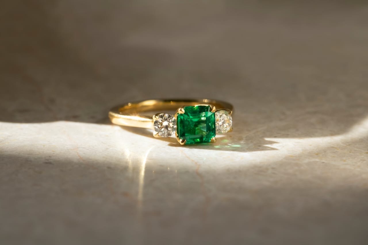 Emerald Engagement Rings: A Unique Twist on Tradition